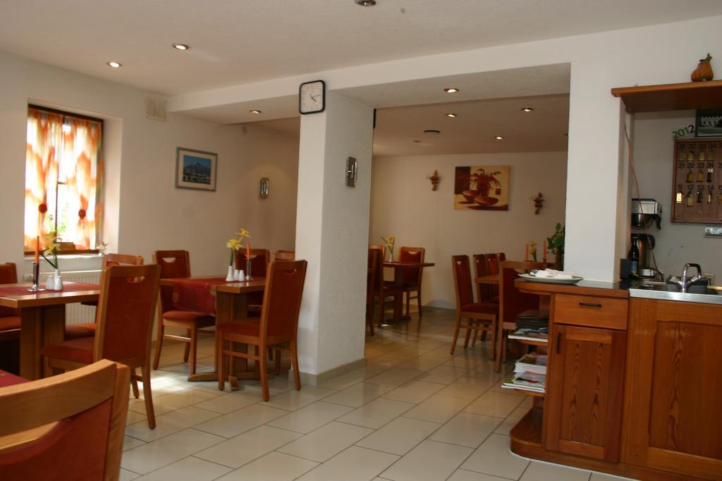 Gasthaus Traube Dettingen an der Erms Екстериор снимка